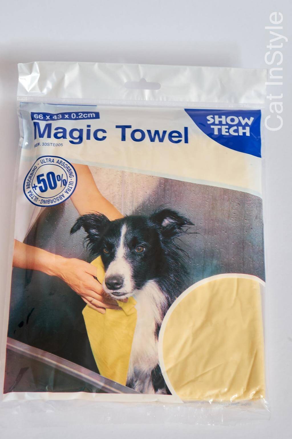2-f69d52273ec900334ddf31779e2d81b6 MAGIC TOWEL SHOW TECH - Image 1